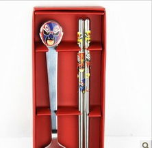 婚宴新风尚 京剧脸谱餐具套装，让回礼独具匠心